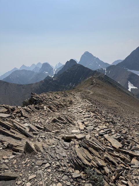 The ridgeline of Tent Ridge with Spray Valley below